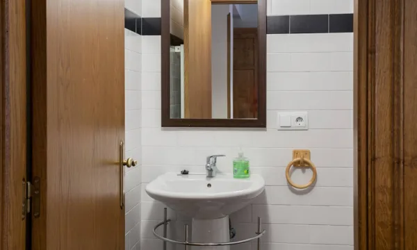 Baño dormitorio IV Baño dormitorio IV